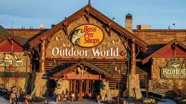 Bass Pro Shops $5 Gift Card US [USD 3.95]